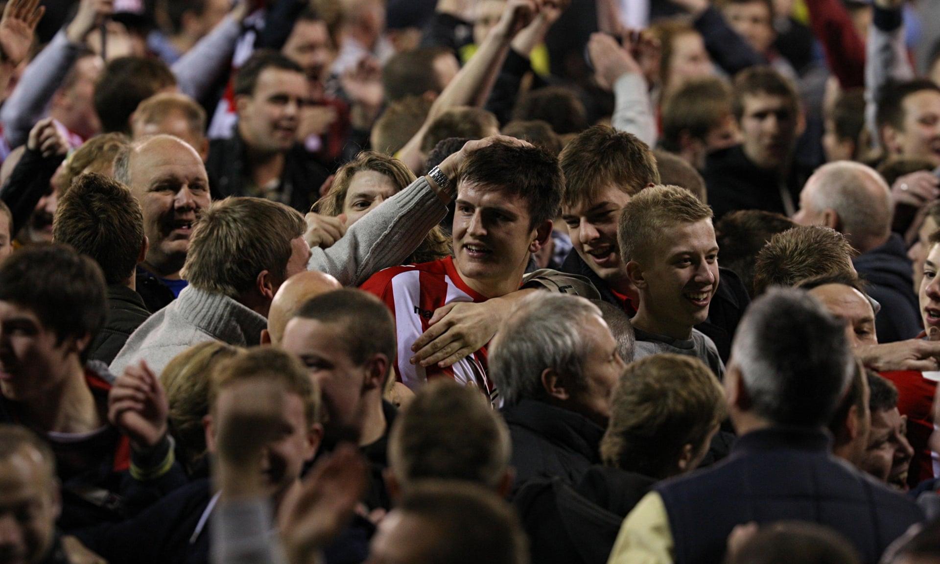 彼此之間的 彼此之間的