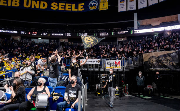 着这笔转会 着这笔转会